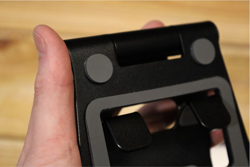 シンプルミニマル『Nulaxy』iPad:タブレットスタンド背面滑り止めブラック
