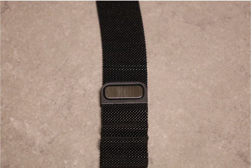 『BRG』ミラネーゼループ Apple Watchバンドシール取った後