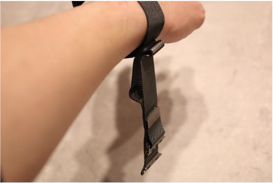 【比較レビュー】Apple Watchの1,000円BRGミラネーゼループバンド購入。純正バンドと比較して気になった異なった部分2