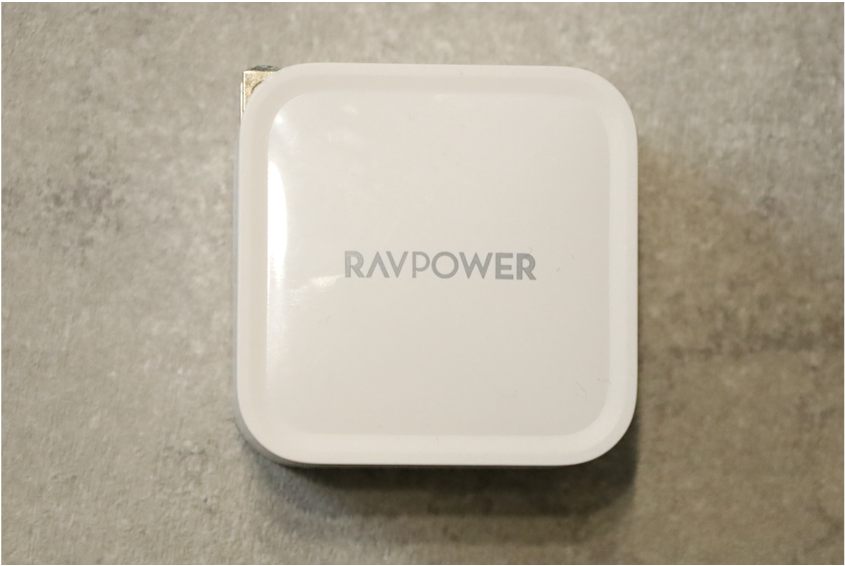 RAVPower RP-PC133 65W 2ポート本体デザイン