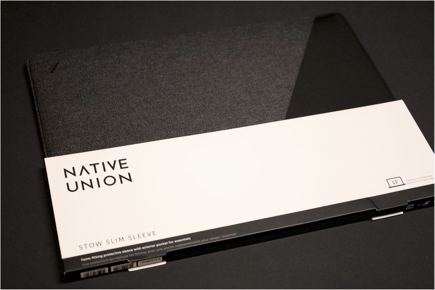 NATIVE UNION Stow Slim Sleeve MacBook Air:Pro用の外箱全体内容物