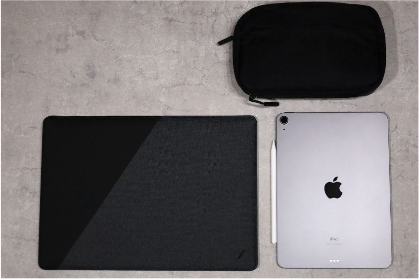 NATIVE UNION Stow Slim Sleeve MacBook Air:Pro13他のガジェットと相性良し