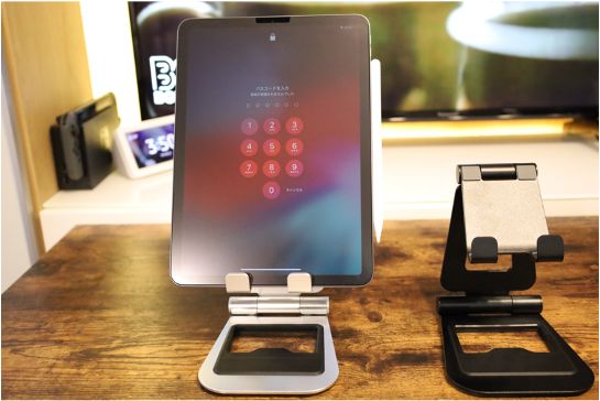 シンプルミニマル 『Nulaxy』 iPad:タブレットスタンドクッション部分の確認縦置き
