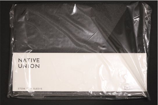 NATIVE UNION Stow Slim Sleeve MacBook Air:Pro用の外箱表