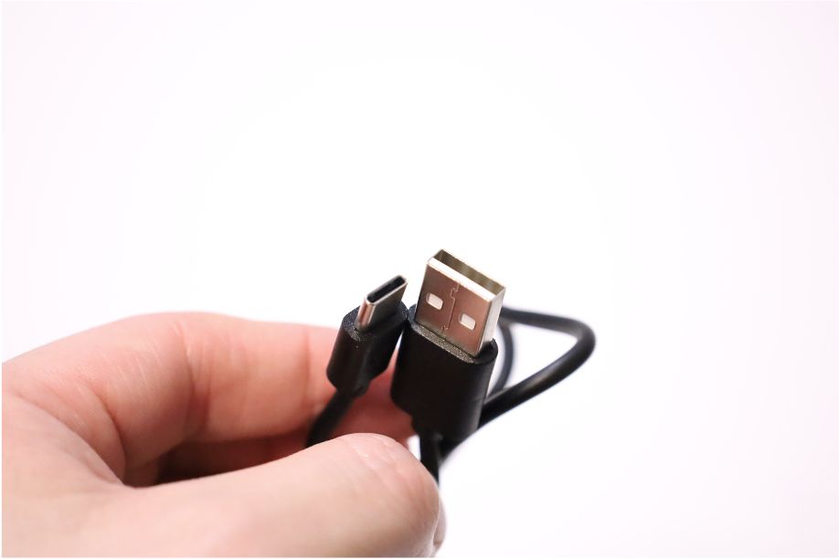 AUKEYの付属ケーブルPB-N83