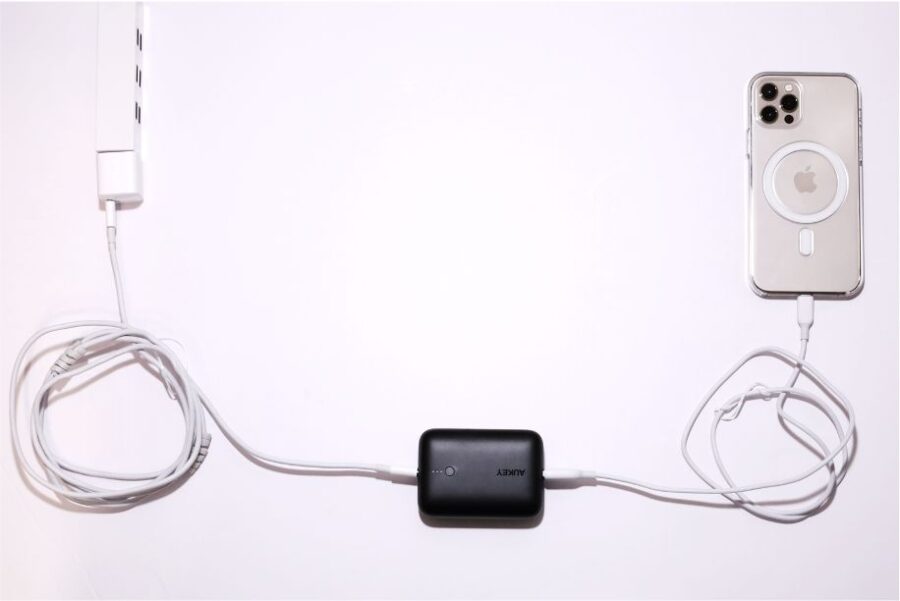 AUKEY Basix Mini PB-N83 10,000mAhパススルー充電
