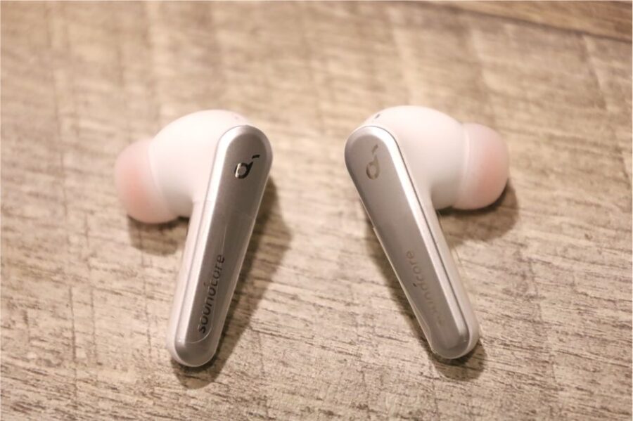 Anker SoundCore Liberty Air 2 Proの本体両耳