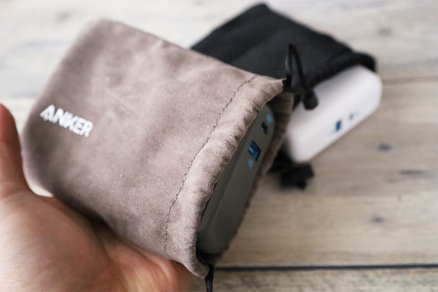Anker PowerCore Fusion 10000のポーチをFusion5000と変えたほうが高級感あり