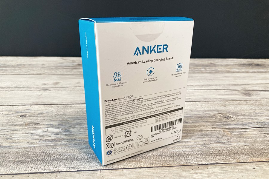 Anker PowerCore Fusion 10000の外箱表