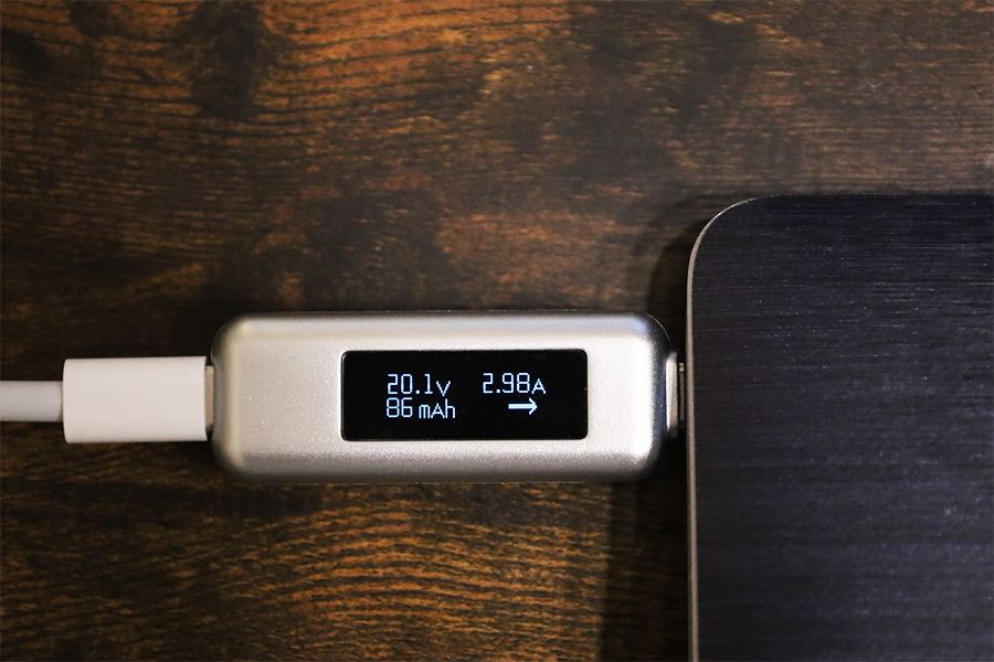 AUKEY Omnia Mix 4 PA-B7をMac Book Proのみを充電で約60W