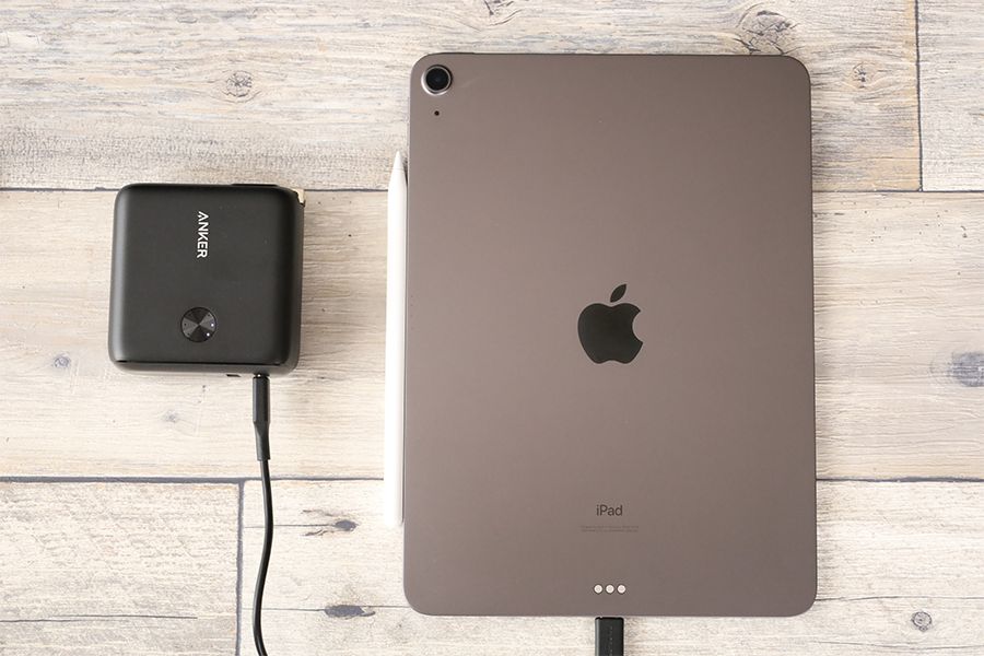 Anker PowerCore Fusion 10000のUSB-CでiPadを充電