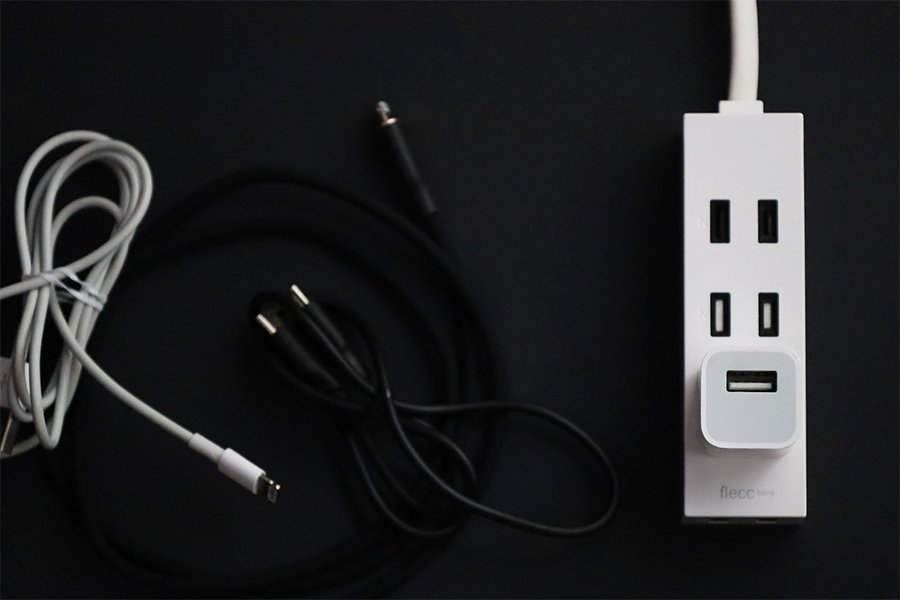 充電器やケーブルの故障はないか確認必須