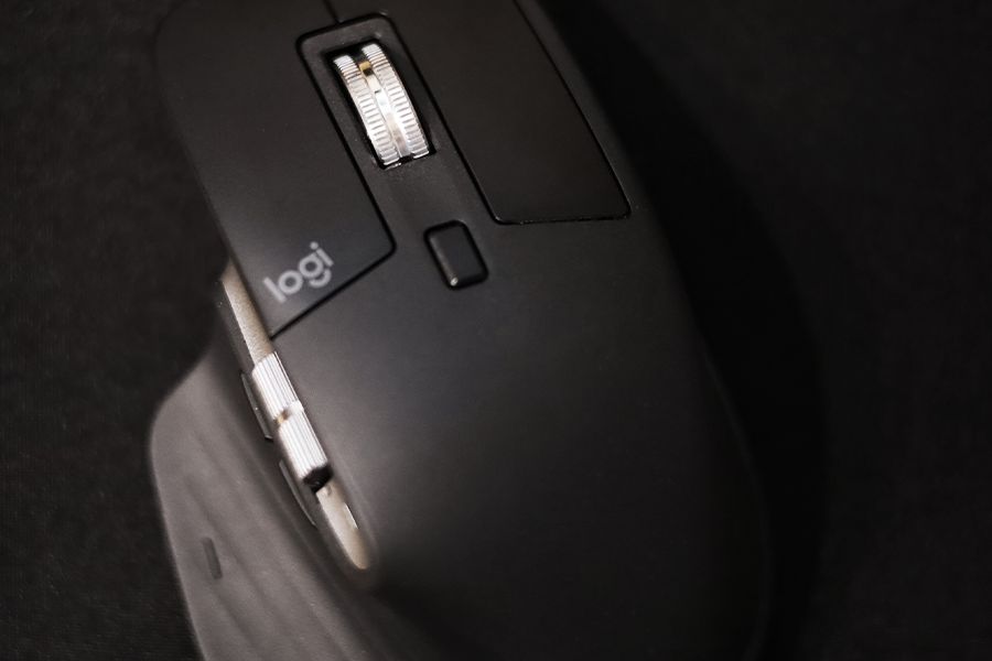 ロジクール MX MASTER 3 for Macのボタンは全部で9つ