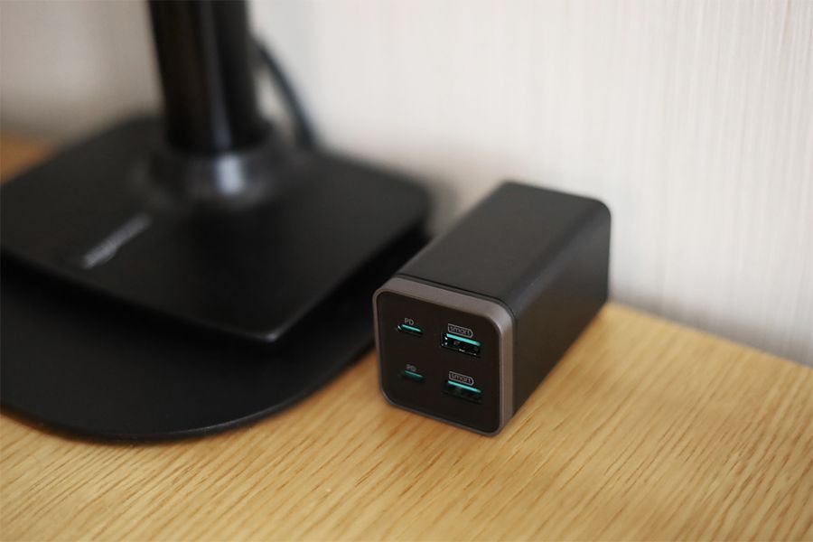 RAVPower RP-PC136はデスク付近に設置しても相性良し