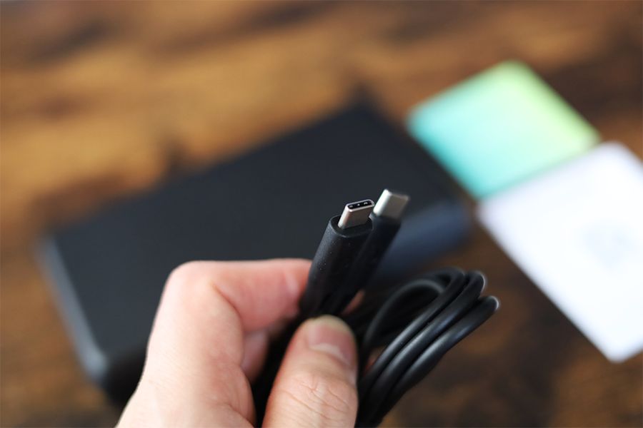 RAVPower RP-PB232のケーブルはUSB-C&USB-C
