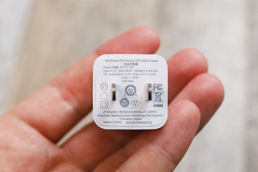 RAVPower RP-PC150のプラグ側の製品仕様
