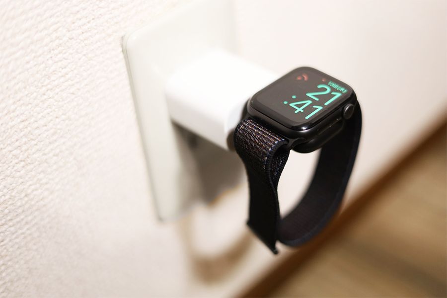 MACO GOのApple Watchは充電器に直挿ししても充電できる