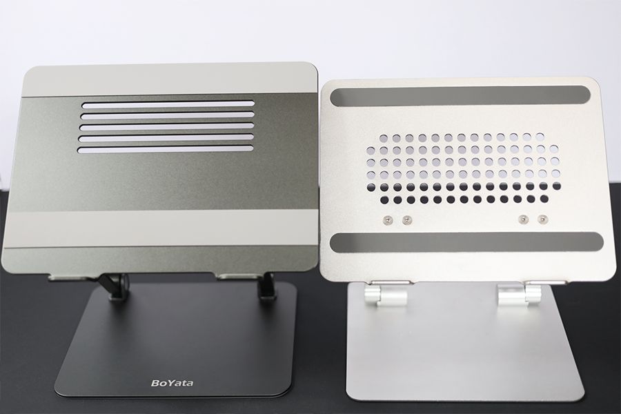 BoYataスタンドとHypamerスタンドは前からみてカラーと排熱加工が一番異なる