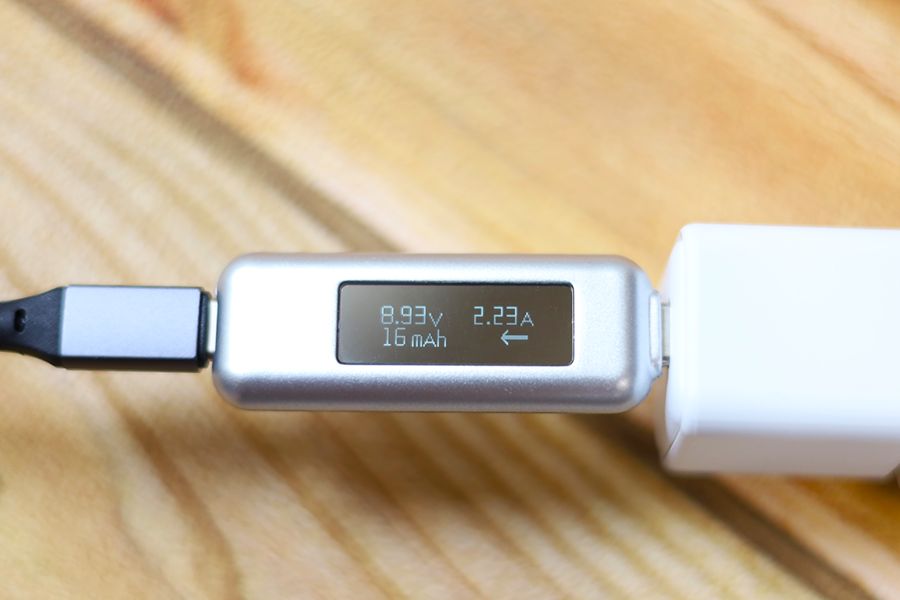 RAVPower RP-PC150はほぼフルスピードでiPhoneを充電することが可能