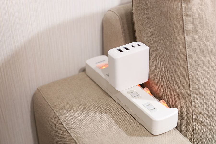RAVPower RP-PC136は延長コードの代わりになる