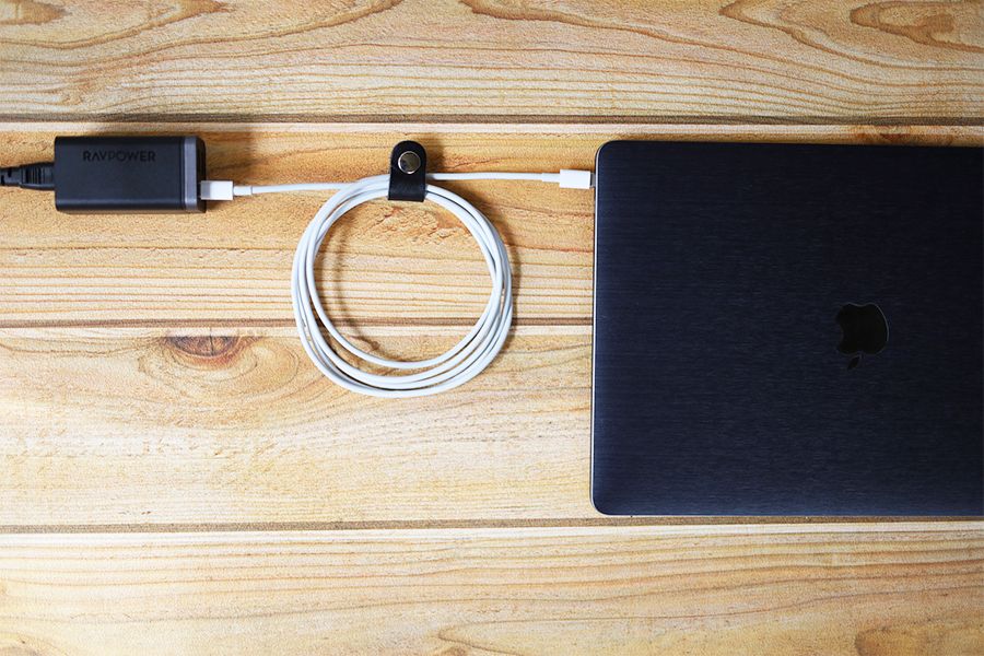 RAVPower RP-PC136でMacBookを充電(1ポート使用時)