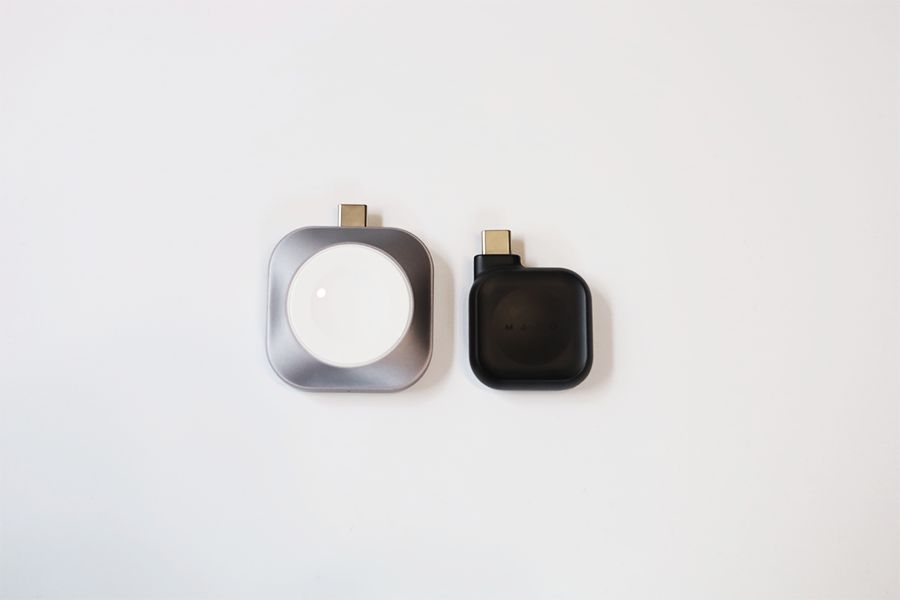 MACO GOとSatechiのApple Watch充電器を比較するとサイズが2周りくらい異なる