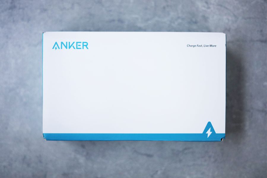 Anker PowerHuse 100本体外観のパッケージ