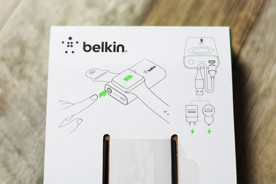 Belkin BOOST CHARGE Apple Watch用モバイルバッテリーの説明書は中箱裏にある