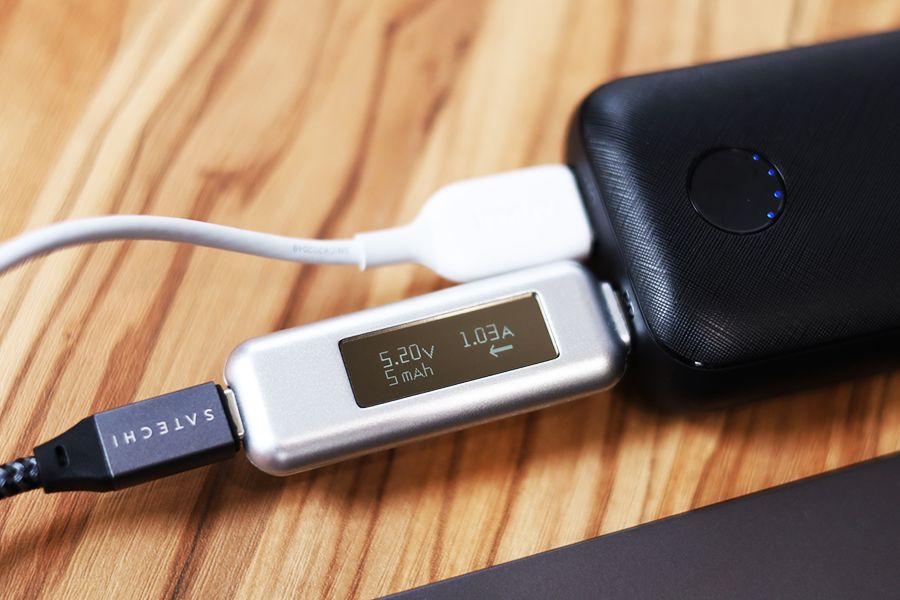 Anker PowerCore 10000 PD Reduxの2台同時充電は18Wまで