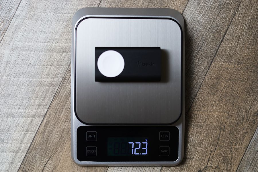 Belkin BOOST CHARGE Apple Watch用モバイルバッテリーの重量は約72g