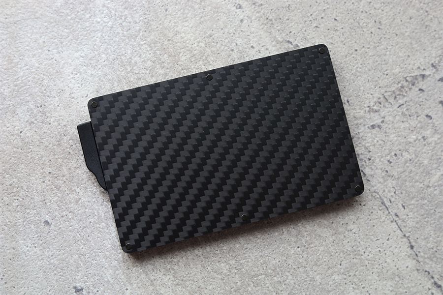 Zeprion クレカスキミング防止のスライド式ケースの外観デザイン