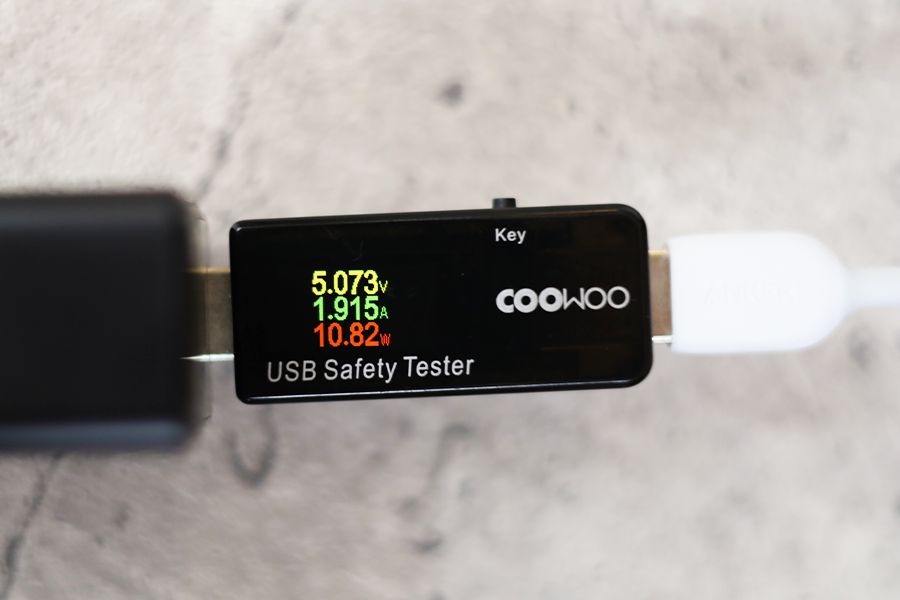 USB-AでiPhoneのみ充電する約11W