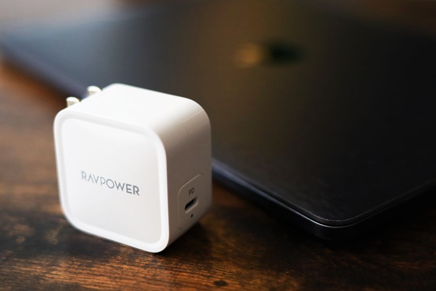 RAVPower RP-PC112とMacBookの相棒としてピッタリ