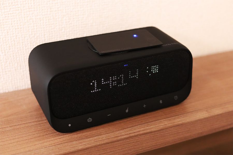 MAMORIO CARDは充電面が浮いていても問題なし