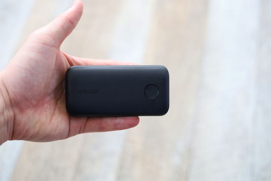 Anker PowerCore 10000 PD Reduxの特徴は超小型モバイルバッテリーで使いやすい