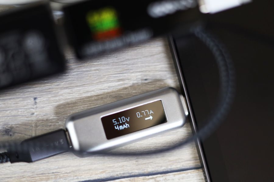 CIO LilNubの3台同時充電時はUSB-C2とUSB-Aの合計で15W
