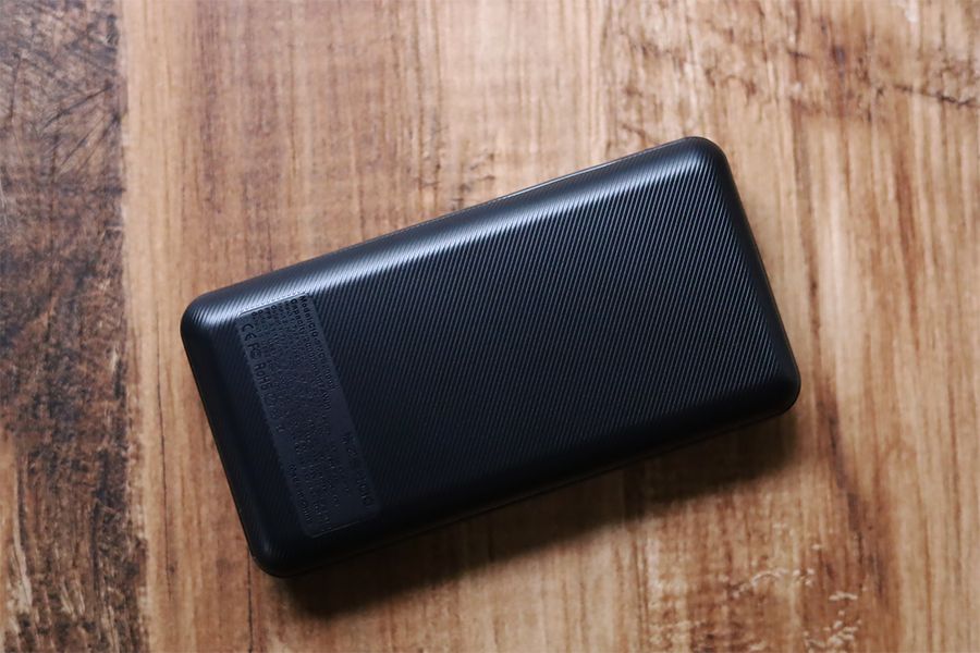 SMARTCOBY 20000mAh 60Wの本体外観の裏面