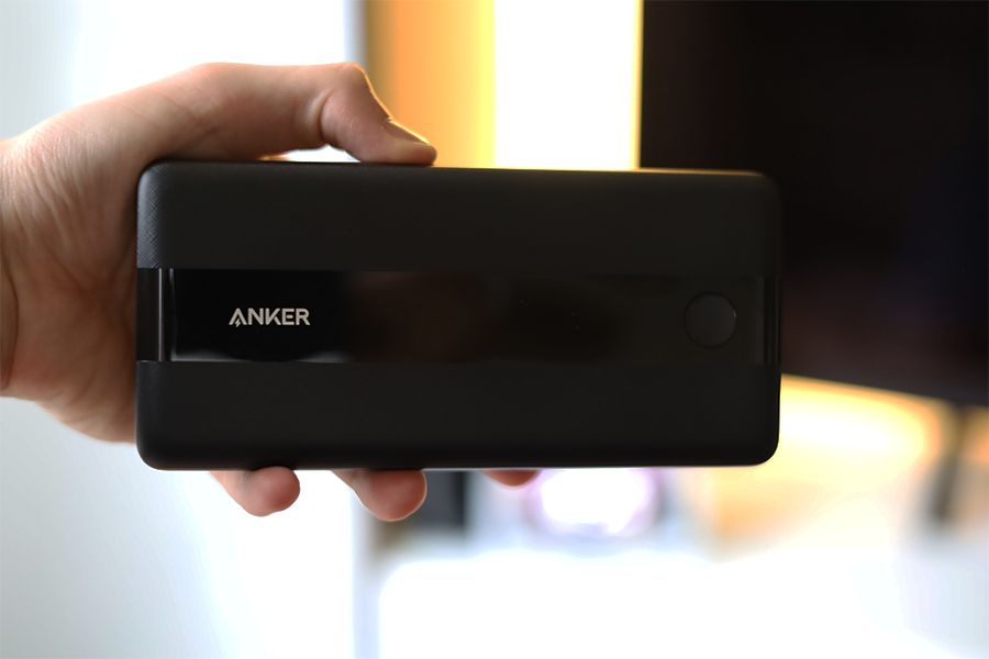 Anker PowerCore III 19200 60Wのサイズ感