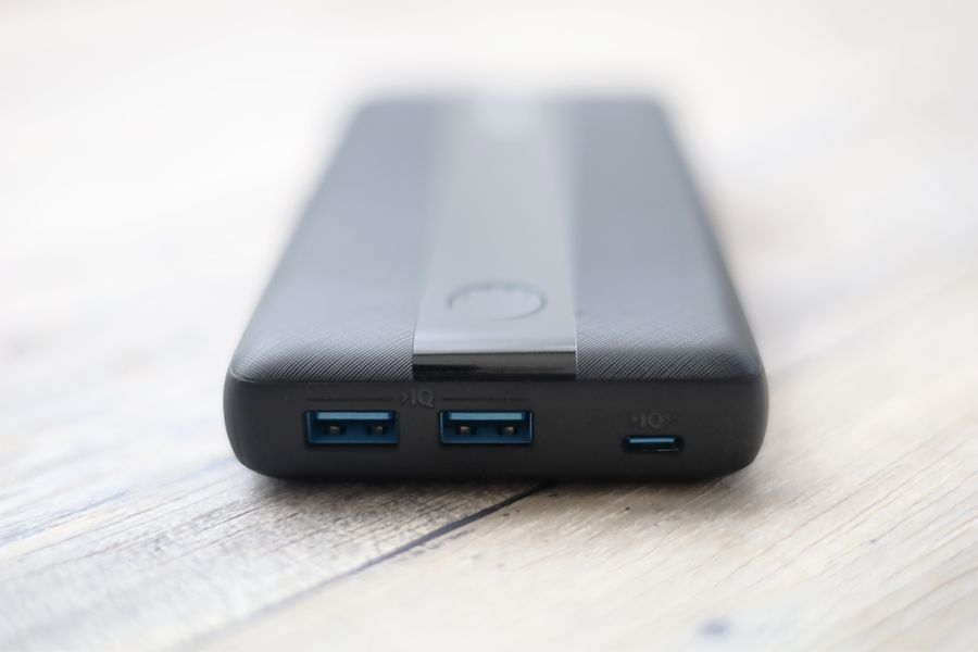 Anker PowerCore III 19200 60Wのポートは3ポート