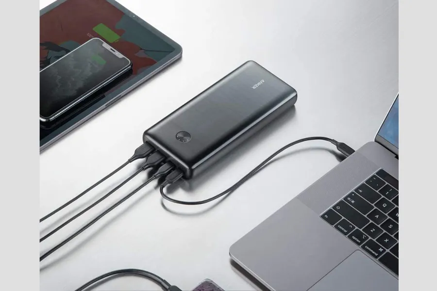 Anker PowerCore III Elite 25600 87W 4台同時充電