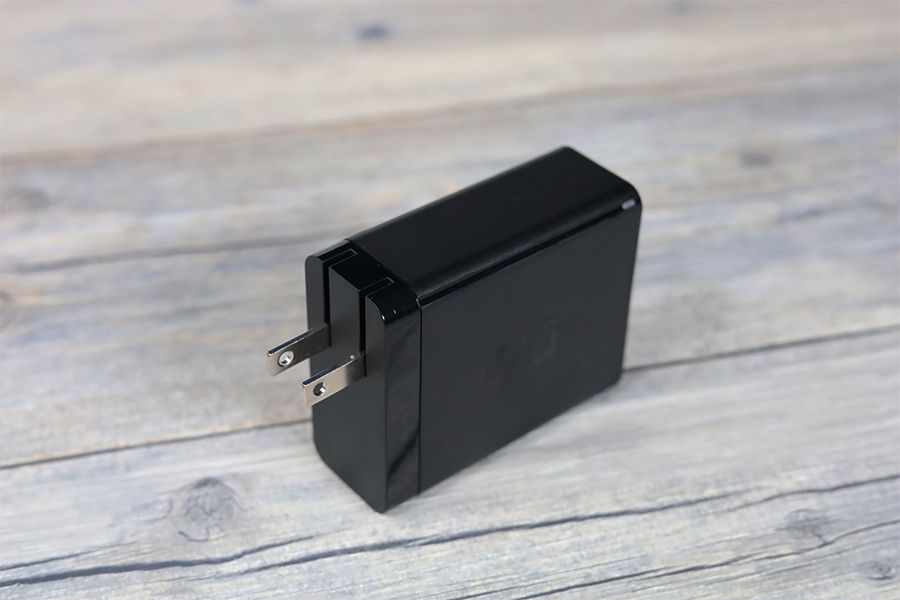 CIO LilNob USB PD 4ポート100W【G100W3C1A】はプラグ収納型