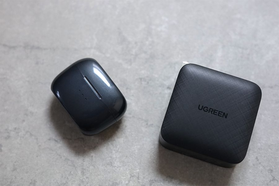 UGREENはイヤホン以外に充電器もある