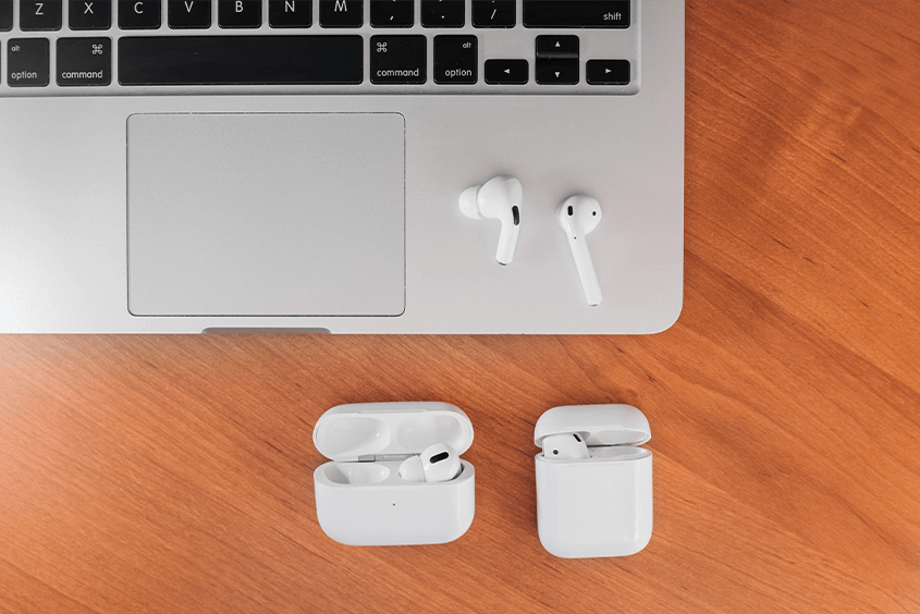 【2021】AirPods Proと合わせて一緒に買うべきもの5選！アクセサリーや周辺機器のおすすめを紹介のまとめ