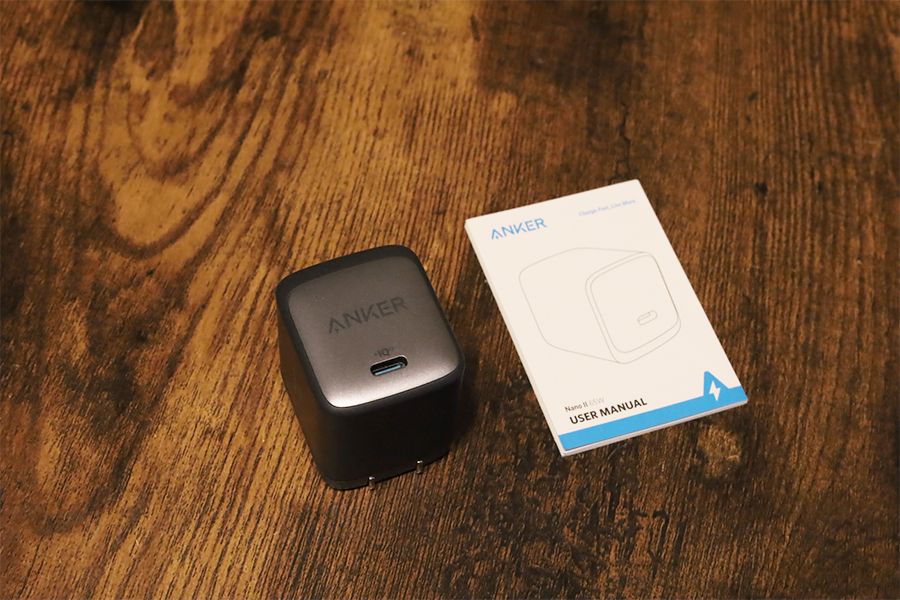 Anker NanoⅡ 65Wの内容物は2点