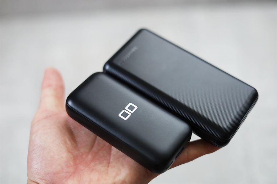 iPhoneモバイルバッテリーの選び方:サイズ重量を確認
