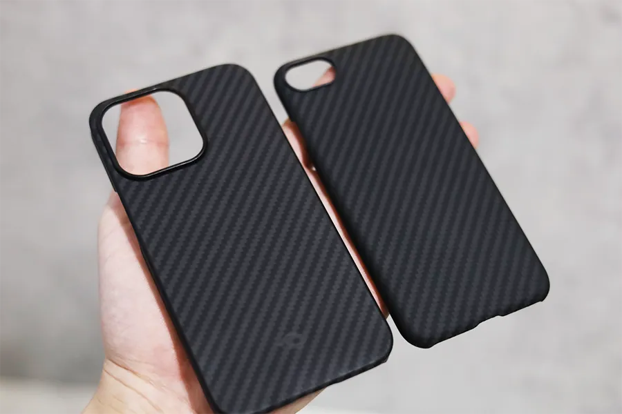 iPhone 13 Pro用PITAKA MagEZ Case 2とSE2のケース