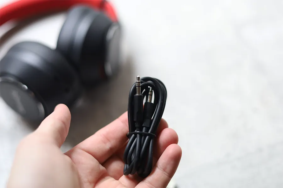 SuperEQ S1の付属オーディオケーブル