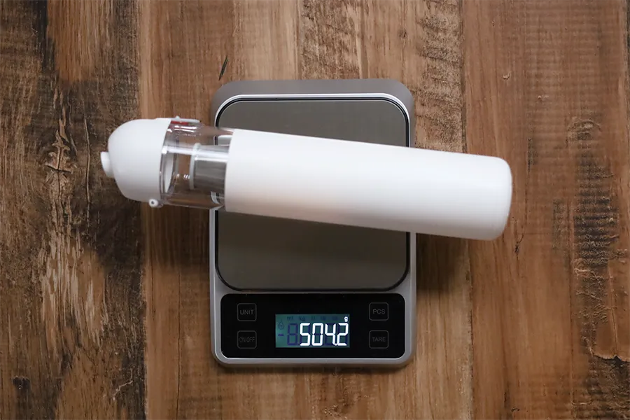 Xiaomi Miハンディクリーナーの重量は約500g