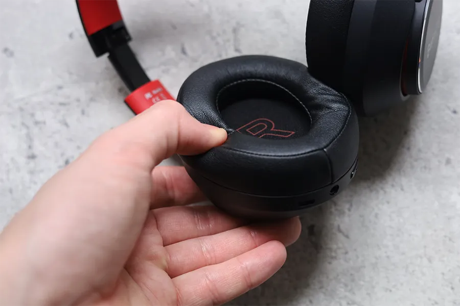 SuperEQ S1のカップはウレタンでふかふか