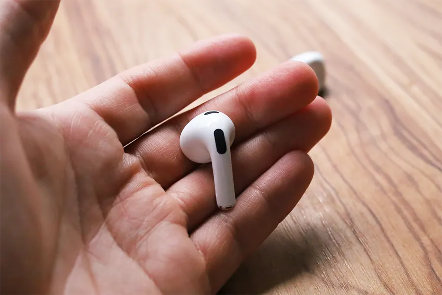 AirPods 3の側面は一本ライン